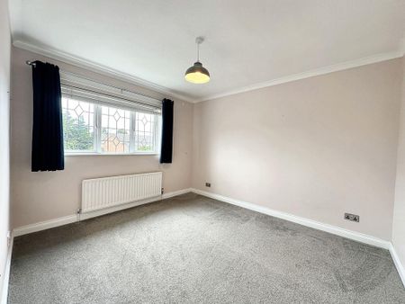 3 bedroom semi-detached house to rent - Photo 3