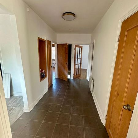 BEAU 5 ½ RÉNOVÉ & LUMINEUX - Photo 4