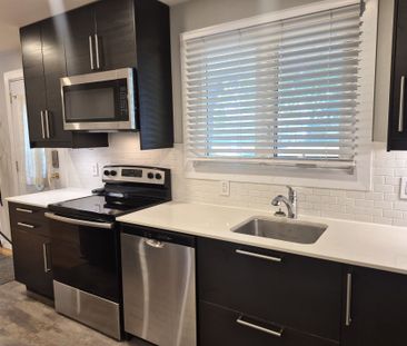 For Lease - 2529 ROMAN Avenue Unit# A, Britannia Heights - Queenswa... - Photo 6