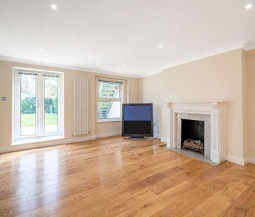 4 bedroom apartment to rent - Photo 2