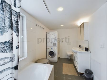 Exclusive furnished 3.5-room apartment in the heart of the old town of Rheineck - Photo 2