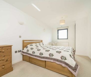 Stanley Road - Photo 2