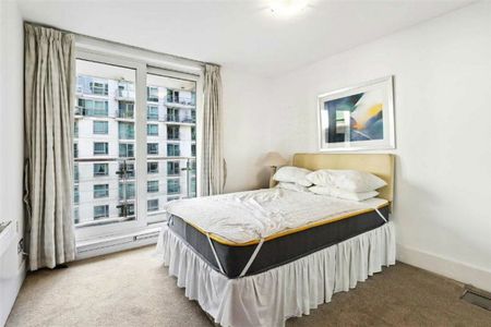 St. George Wharf, Vauxhall, SW8 - Photo 3