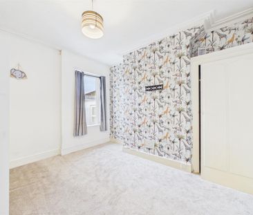 Zig Zag Road, Wallasey, 4 bedroom, House - Mid Terrace - Photo 3