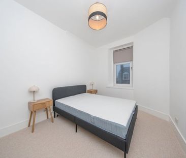 Top Floor, 46 Balmoral Place, AB10 6HP, Aberdeen - Photo 3