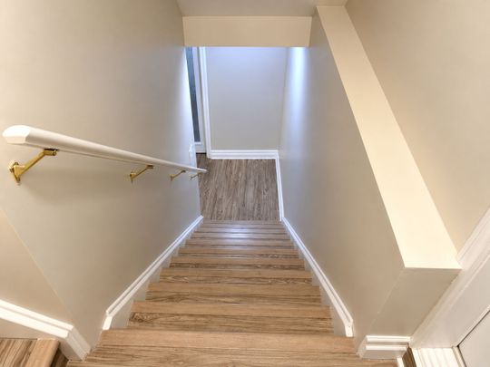 For Lease - 531 Vivera Place Unit# B, Stittsville - Munster - Richmond, Ontario - Photo 1