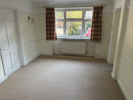 1 bed Apartment - To Let - Photo 4