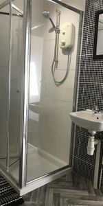 1 bedroom property to rent - Photo 4