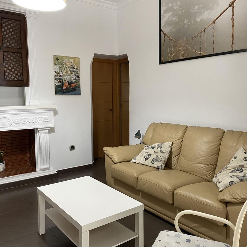 Piso de alquiler en Avenida de Príes, 11, Gibralfaro - Photo 1