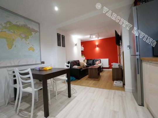 27 Albert Street - Photo 1