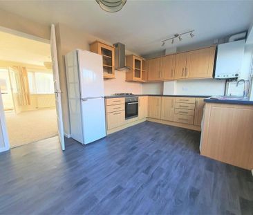 3 bedroom terraced house to rent - Photo 6