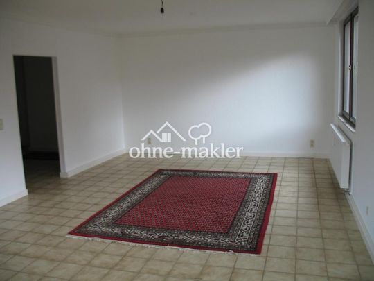 WG-Vermietung: Gepflegte, große Erdgeschoss Wohnung mit eigenem Garten - Foto 1