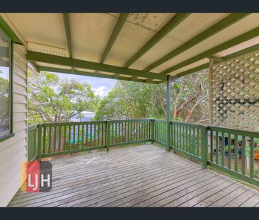 47 Fitzsimmons Street, Keperra, Qld 4054 - Photo 3