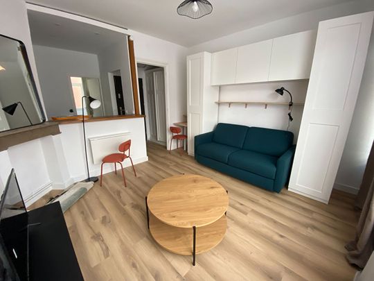 À LOUER – Studio MEUBLÉ de 28 m² , Boulevard de Belfort, Lille-Moulins réf 862-02 - Photo 1