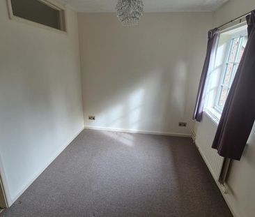 4 bedroom detached house to rent - Photo 5