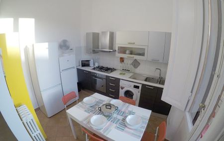 Via Zara, Florence, Tuscany 50129 - Photo 3