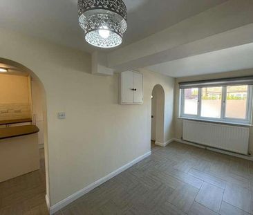 New Broad Street, Stratford-upon-avon, CV37 - Photo 2