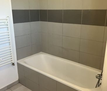 Location Appartement 2 pièces 44m² PESSAC 33600 - Photo 3