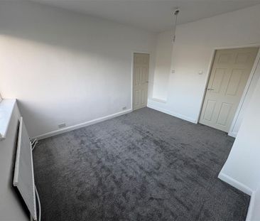 The Crescent, Doncaster, Woodlands - Photo 4