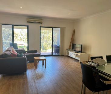 Furnished & low maintenance! - Photo 4