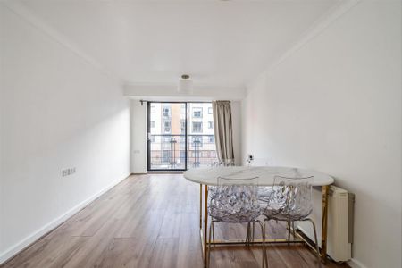 2 bedroom apartment to rent - Photo 2