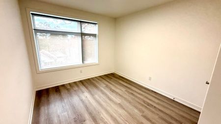 For Lease - 56B East Drive Unit# Unit 4, Toronto, Ontario - Photo 5