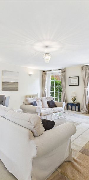 Swallowfield Park, Reading Swallowfield Park, Reading - Photo 1