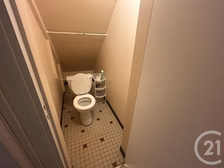 Location Appartement 2 pièces 45m² ST PAIR SUR MER 50380 - Photo 3