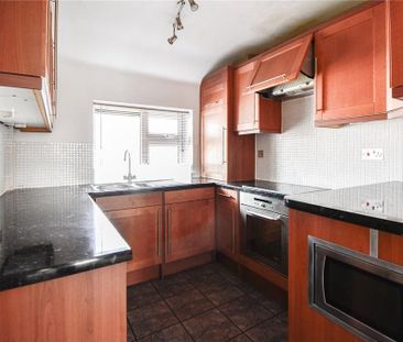 1 bedroom maisonette to rent - Photo 2