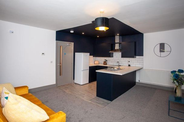 2 bedroom apartment to rent - Photo 1