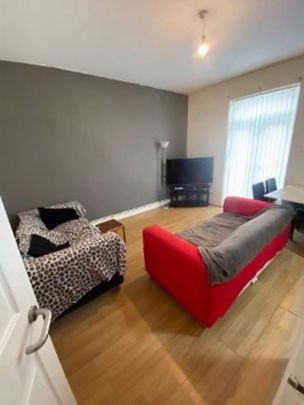 4 bedroom house share to rent - Photo 1