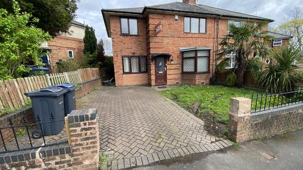 4 bedroom terraced house to rent - Photo 1