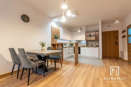 Mieszkanie na wynajem Bielsko-Biała, Centrum, Mickiewicza (1) 52.00 m - Photo 2