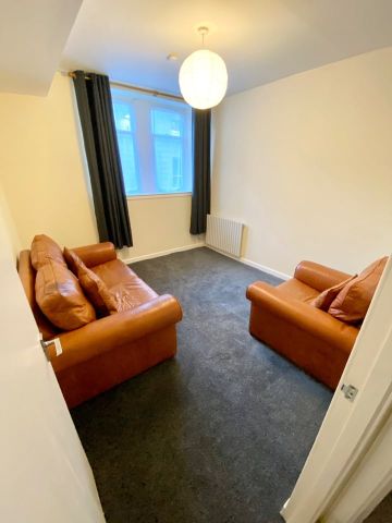 1 Bed Flat, Hadden St, AB11 - Photo 4