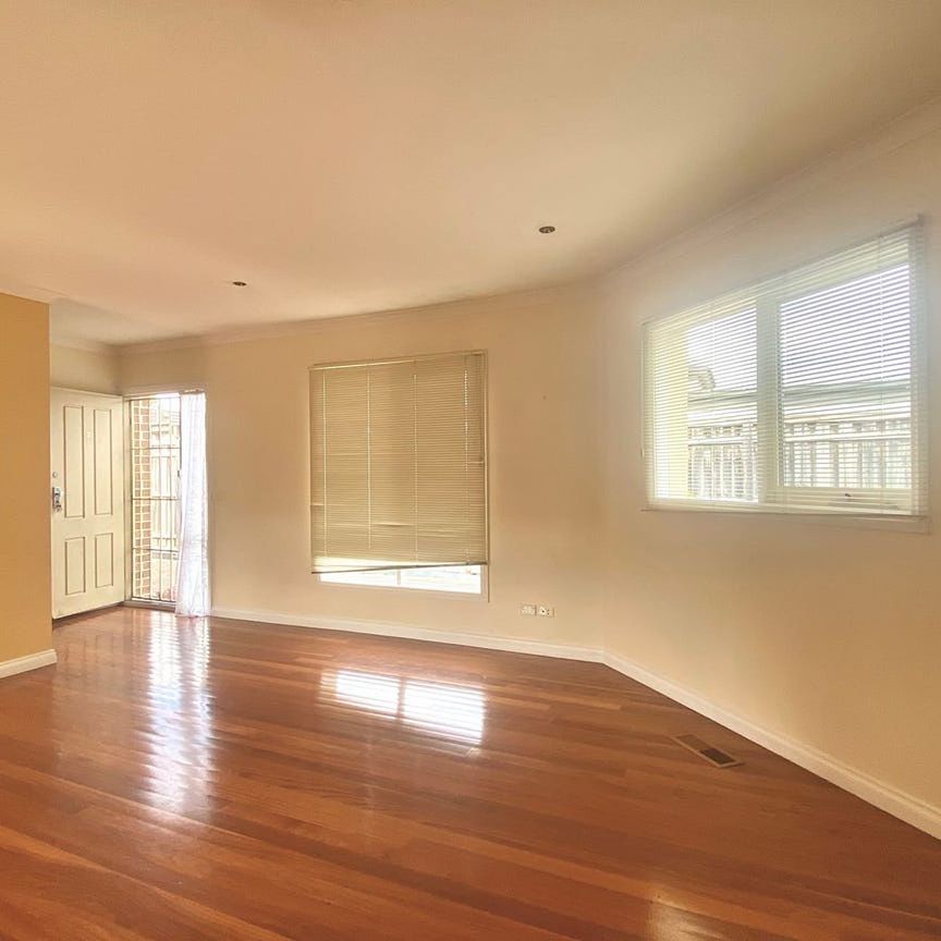 2/130 Colins Street, Mentone. - Photo 1