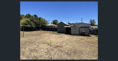 NEAT AND TIDY HOME- WALK TO TOWN - Photo 4