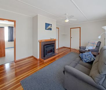 Naenae Living - Photo 1