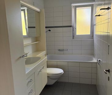 Charmante Wohnung mit Balkon zu vermieten ... - Foto 4