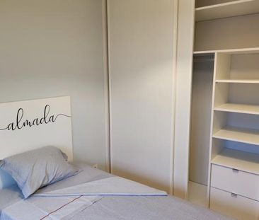 Student accommodation in Almada (Near the Laranjeiro Metro Station) - Photo 1