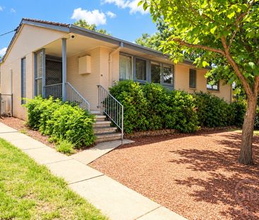 15a Hayley Street, Ainslie - Photo 1