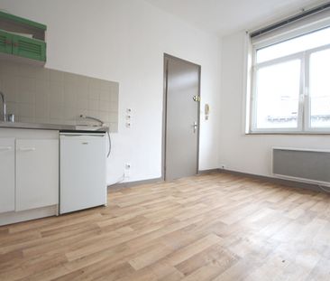 Location Appartement 2 pièces 28m² LILLE 59000 - Photo 5