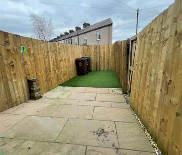 2 bed house to rent in Heywood Street, Blackburn, BB6 - Photo 5