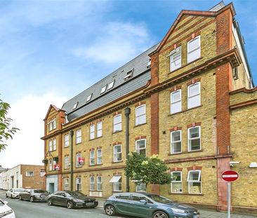 Warple Way, Acton, London, W3 0BD - Photo 1