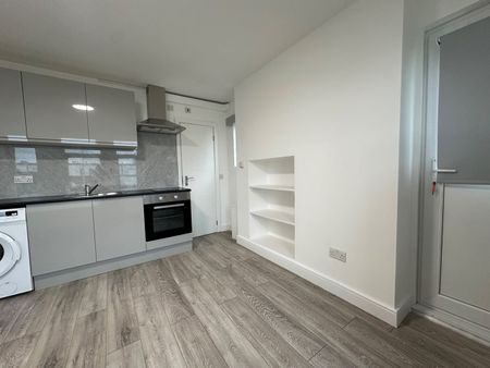 Studio Flat, Finchley Road, NW11 - Photo 4
