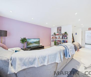 3 bedroom end of terrace house to rent - Photo 1