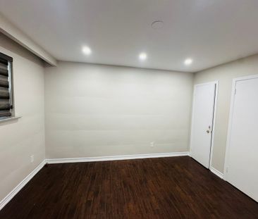 For Lease - 7073 Magic Court, Mississauga, Ontario - Photo 4