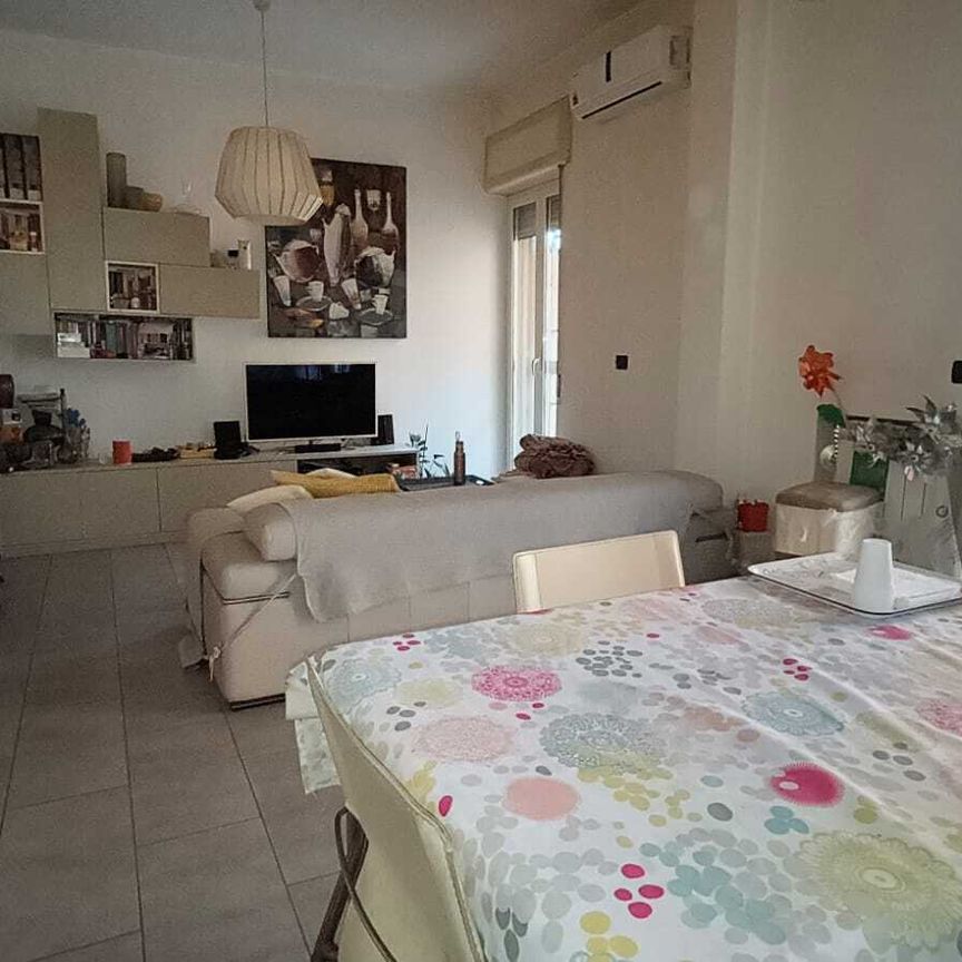 Appartamento in affitto a Napoli - Photo 1