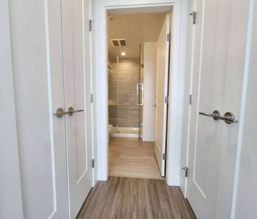 Brentwood skytrain 2bedroom 2bathroom 4 year new - Photo 4