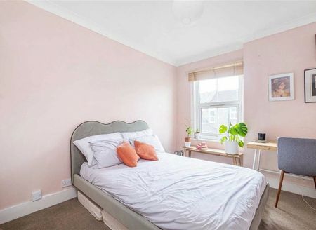 South Lambeth Road - Photo 4