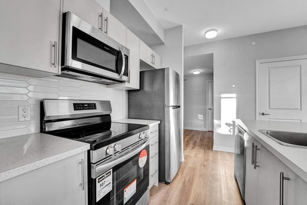 For Lease - 397 Codd's Road Unit# 515, Manor Park - Cardinal Glen and Area, Ontario - Photo 1
